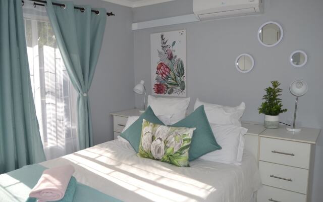 Africa Emerald at 47 Petronella