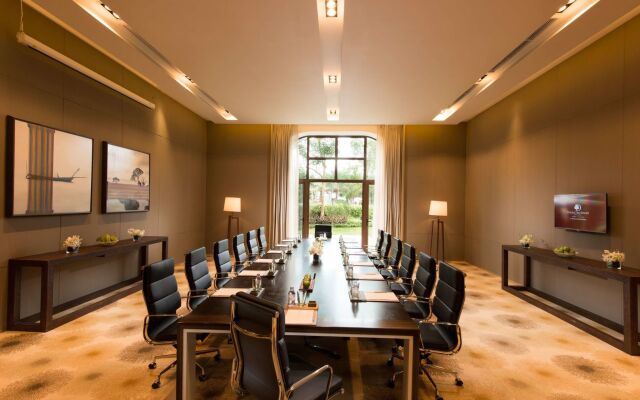 DoubleTree Resort by Hilton Hainan Chengmai