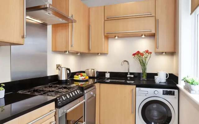 Riverside Walk House