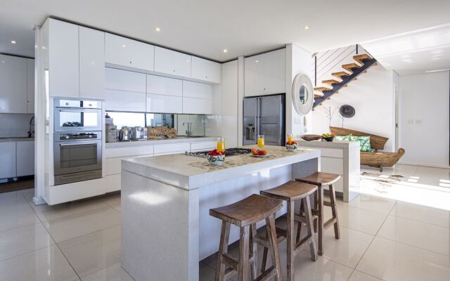 Dolphin Coast YOLO Spaces – Beach House Villa
