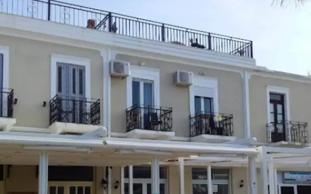 Mateo Rooms and Hostel