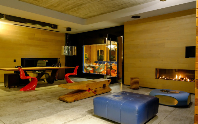 Essence Hotel
