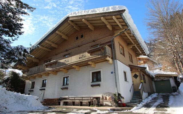 Modern Apartment in Kitzbuhel Near Ski Area