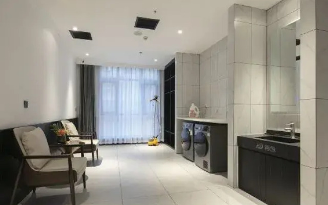 Changge Lemon Crystal Hotel (Yushe Baqi Road)