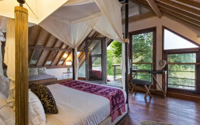 Villa for Rent in Bali 2084 – Guest Rooms – Kerobokan Kelod