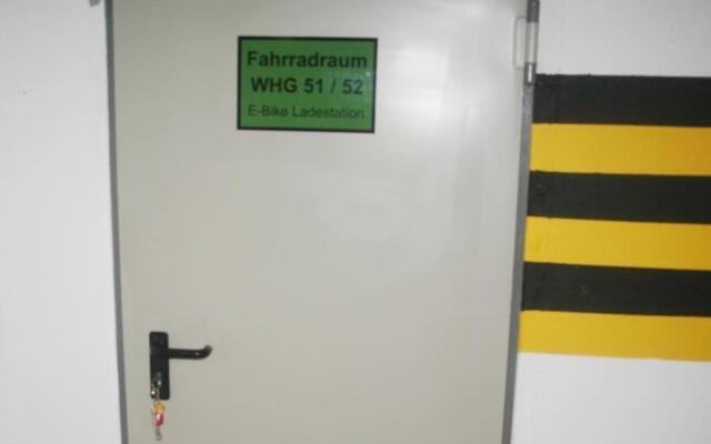 Ferienwohnung-52-mit-Teil-Meerblick-Residenz-Meeresbrandung-Duhnen