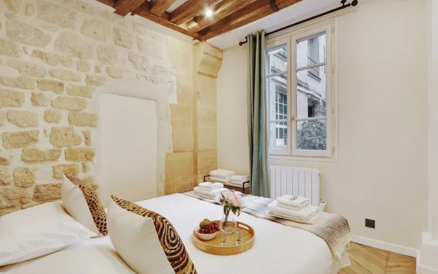 Authentic Apartment - 1br/4p - Le Marais