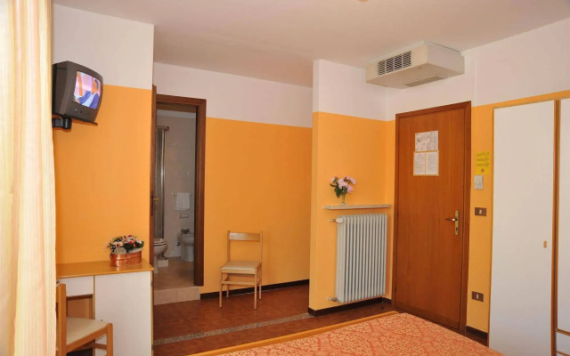 Marolda Hotel