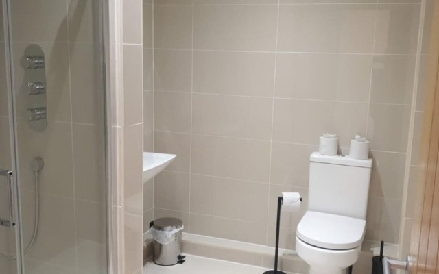 Luxe One Bed W/city View Near Ipswich Waterfront