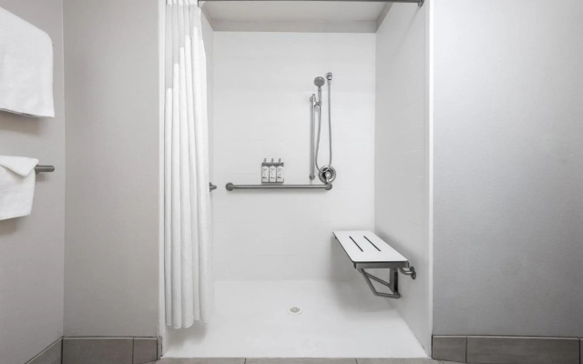 Holiday Inn Express & Suites Phoenix West - Buckeye by IHG