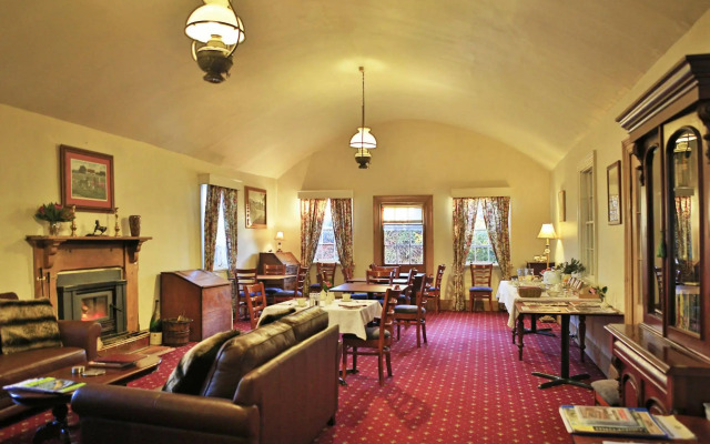 The Racecourse Inn