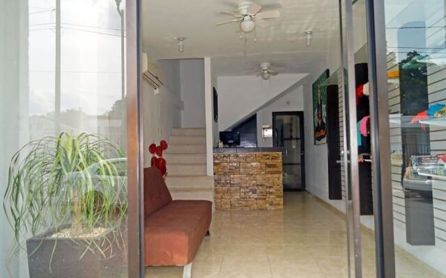 Hostal Frida - Adults Only