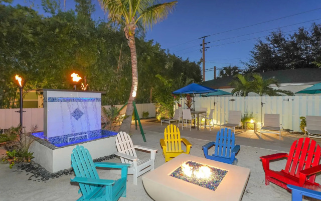 Siesta Key Palms Resort