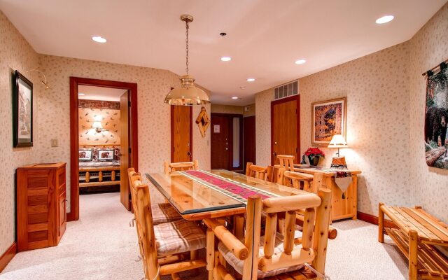 Silver Cliff Village 103 by Park City Lodging