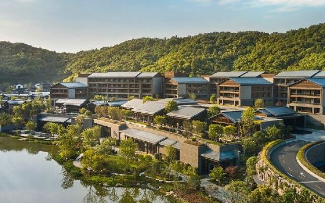 Hangzhou Xianghu Yizhan Hotel