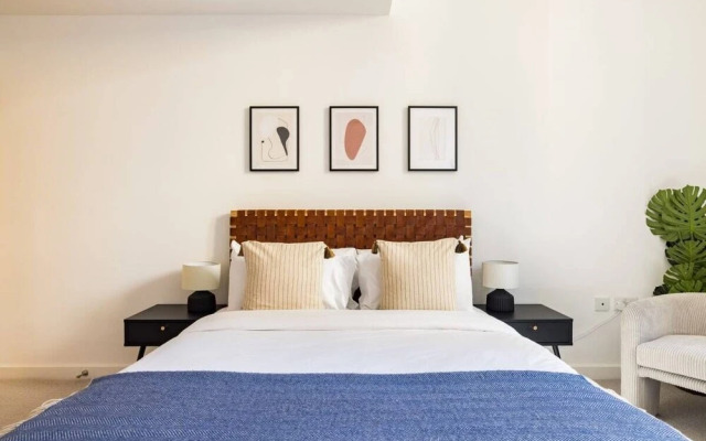 The Clapham - Captivating 2bdr With Garden Parking