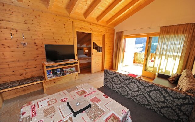 Apartment 4 Holiday - Cesa Hapeli