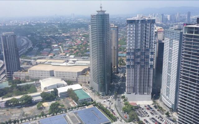 ADB Avenue Tower