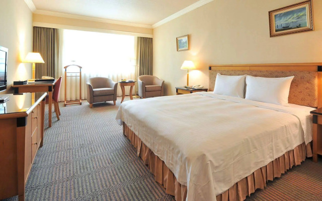 Carlton Hotel-Chung Hwa
