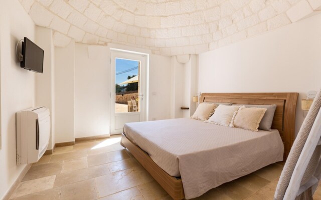 3474 Trulli Dafani by Perle di Puglia