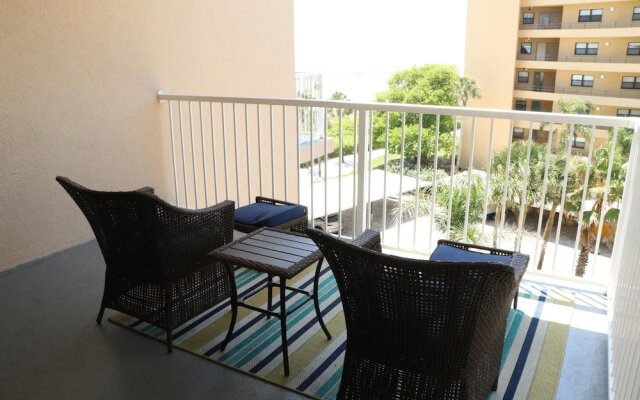 Jamaica Royale - T53 - 2 Br Condo