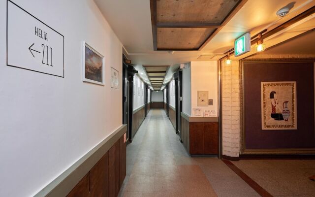 Helia Hotel