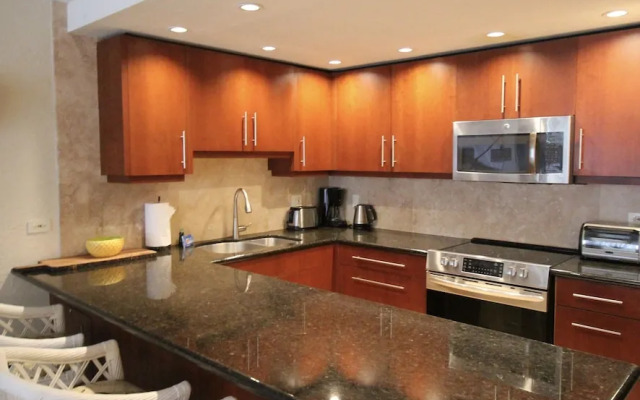 Papakea L105 2 Bedroom Condo