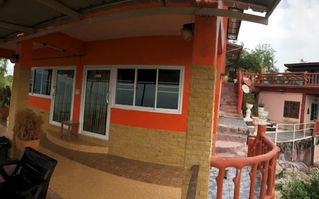 Seemok Resort