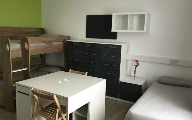 New Mansion House - Hostel