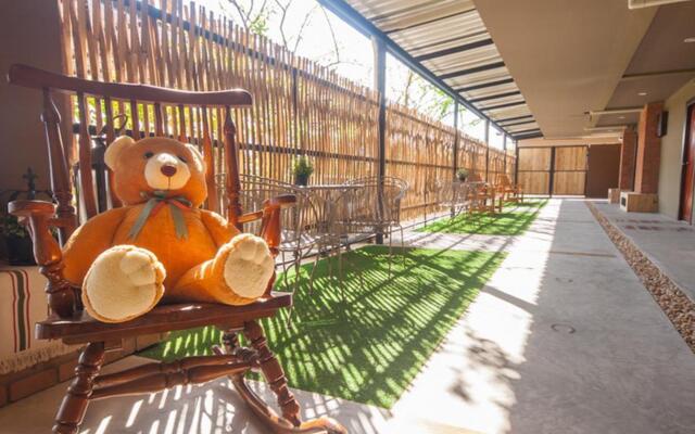 Cha-Am Country Home