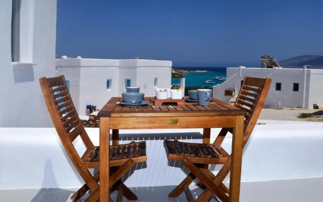 Ionathan Koufonisia Suites