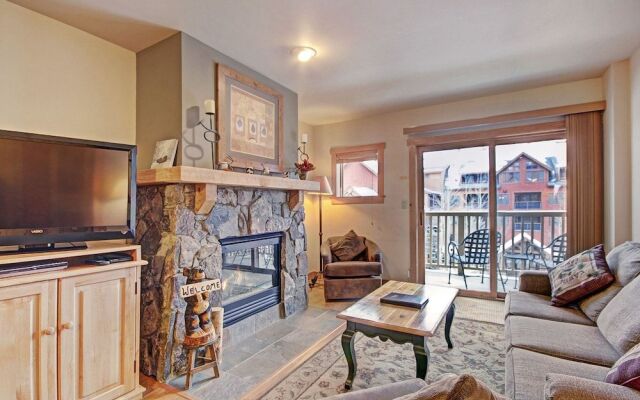 2296 Red Hawk Lodge 2 Bedroom Condo by RedAwning