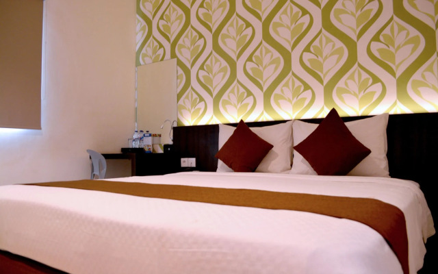 Hotel 88 Embong Kenongo by WH