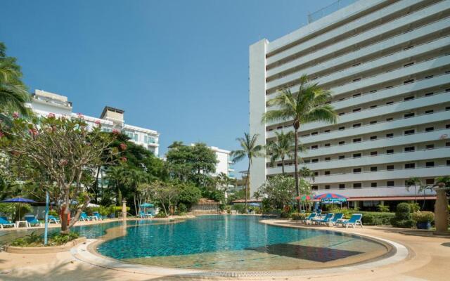 Phuket Palace Condominium by Ale