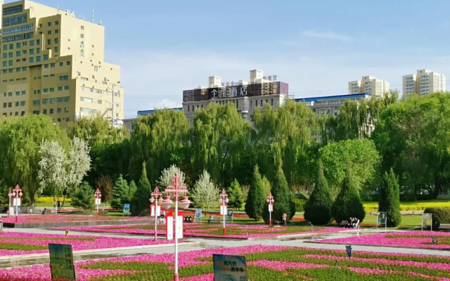 Starway Hotel (Lanzhou West Railway Station)