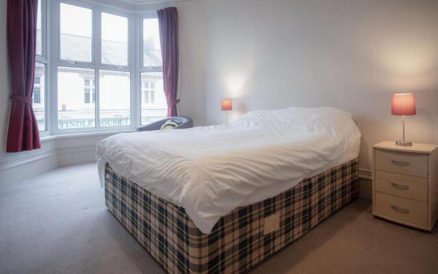 Connaught House - 2 Bedroom Apartment - Tenby