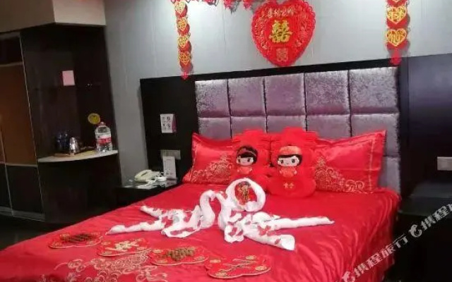 Zhongren Hotel