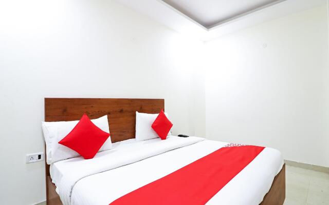 Admiral Suites by OYO Rooms