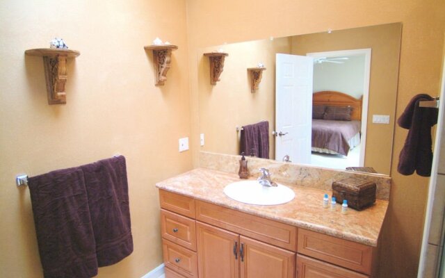 Maui Meadows Guest House