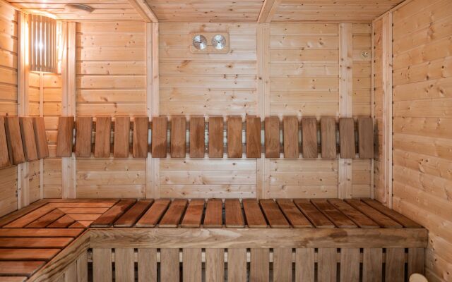 White Olive Marine Aquapark - All Inclusive
