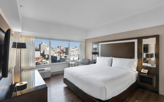 Holiday Inn Golden Gateway by IHG - Image 3