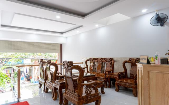 Ninh Giang Hotel