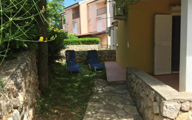 Guki Apartments