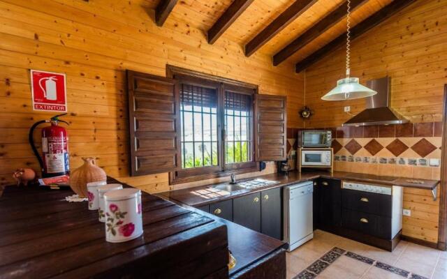 Casita de Madera Ardales by Ruralidays