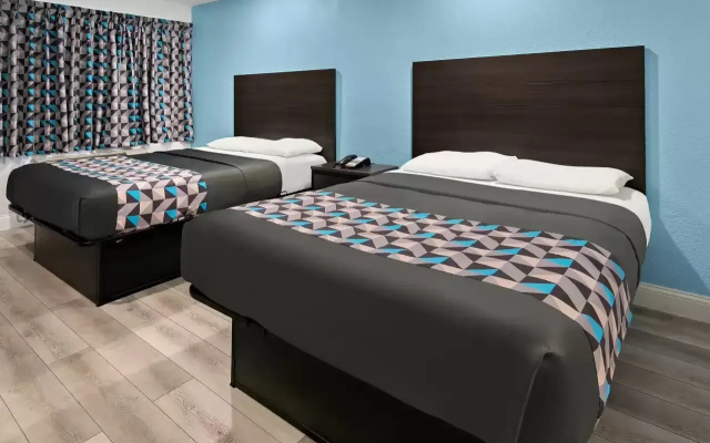 Rodeway Inn Palestine