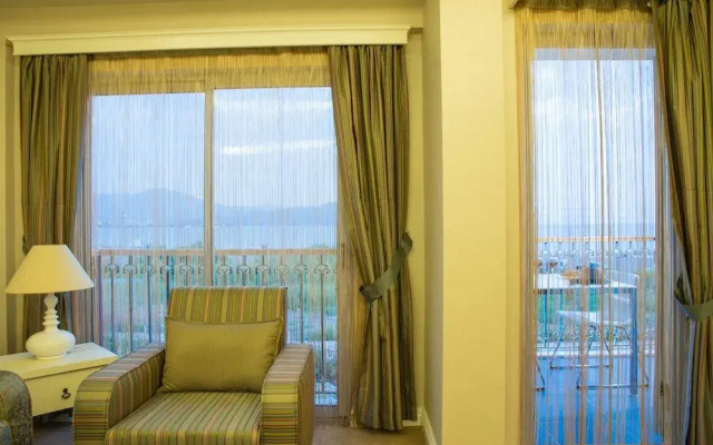 Daphne Apartments C Blok