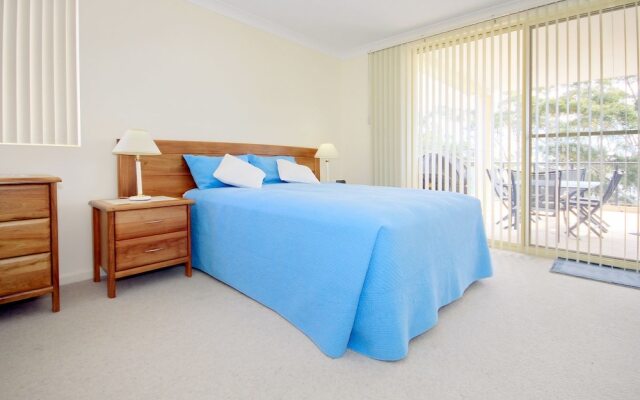 Magnus Pines, Unit 10/52 Magnus Street