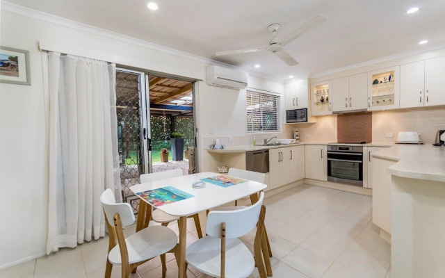 Kokomo, thats where we want to go - Bellara