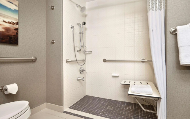 Hampton Inn by Hilton Halifax Downtown