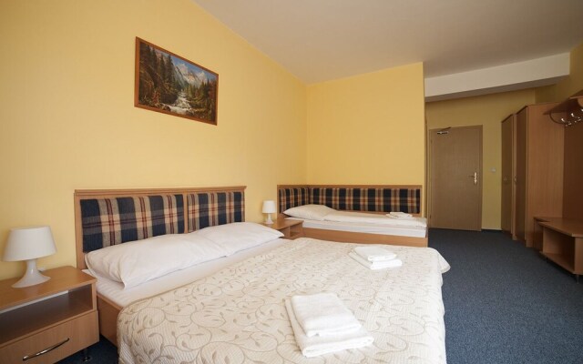 Hotel Gavurky